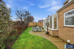 Richard Avenue - click for photo gallery